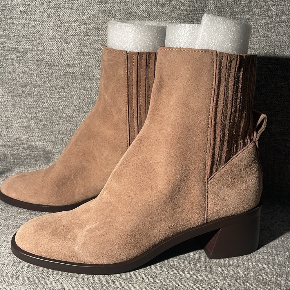 Dolce Vita Linny H2O Boots. NEW - Picture 2 of 7